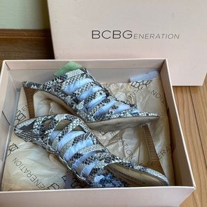 Adorable, gently used BCBGeneration heels